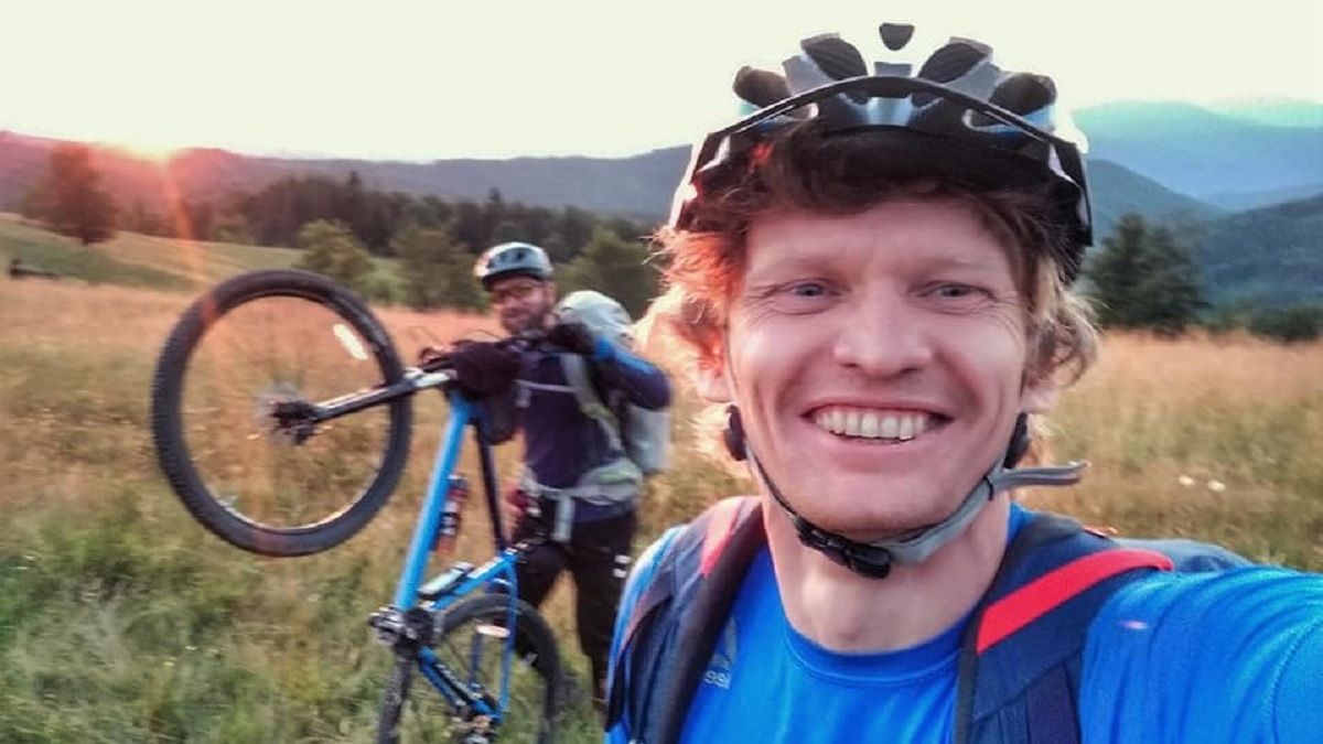 На лінії фронту під Києвом зник фотожурналіст Макс Левін