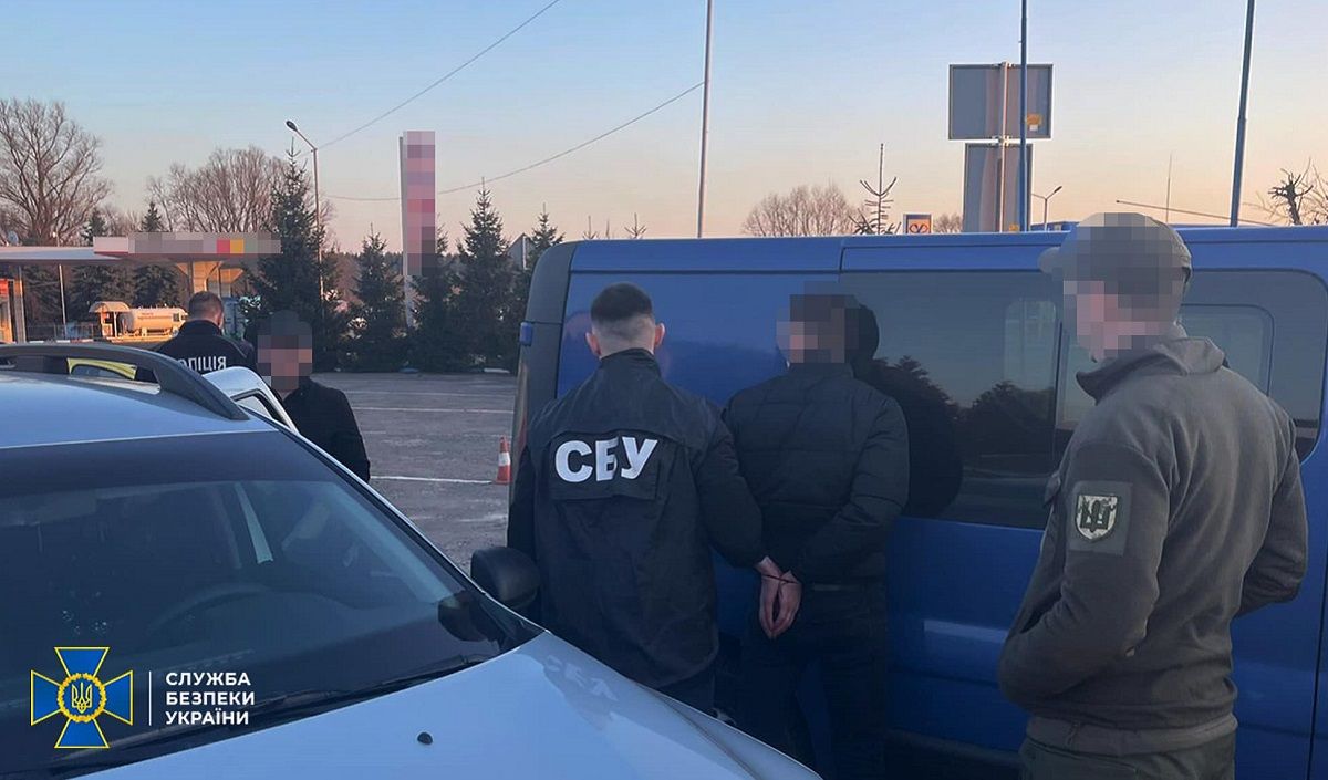 Мешканець Львівщини за 20 тис. доларів переправляв чоловіків за кордон