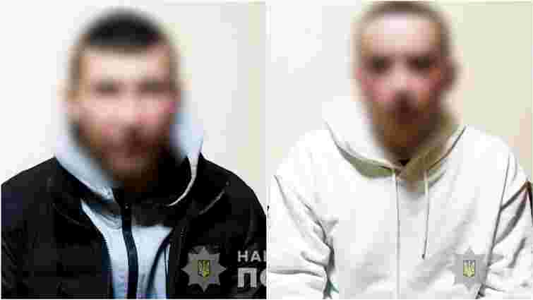 Поліція затримала двох мешканців Чернівців за обман ухилянтів