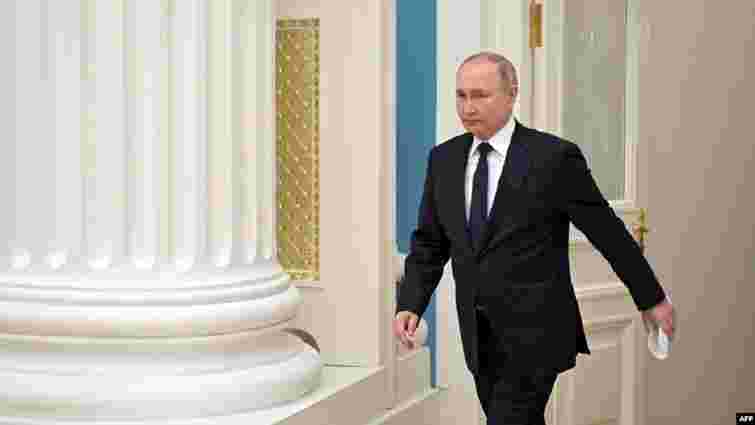 Російські олігархи обговорюють оплату за ліквідацію Путіна, – розвідка
