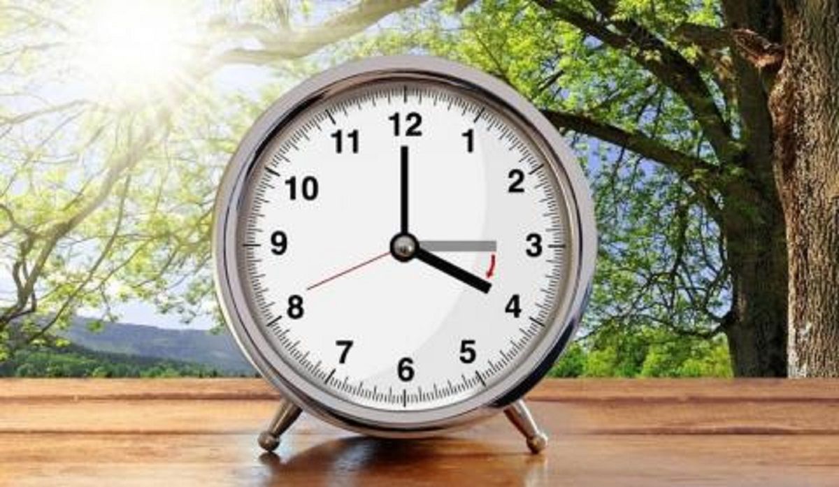 У неділю Україна переходить на літній час