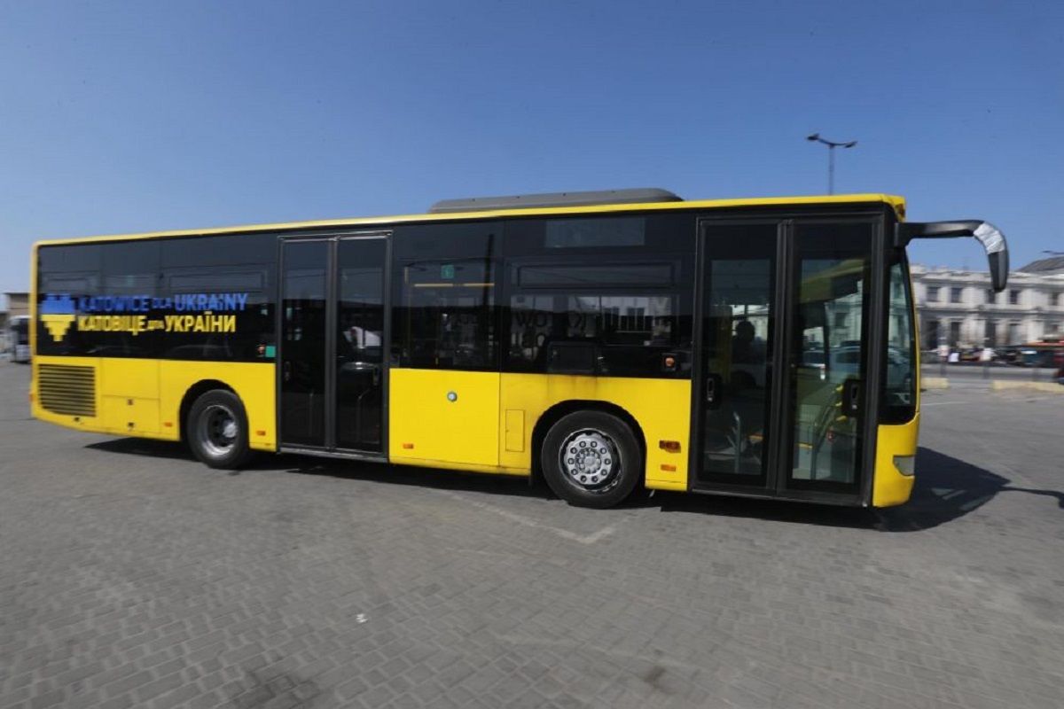 Польща подарувала Львову 20 великих низькопідлогових автобусів