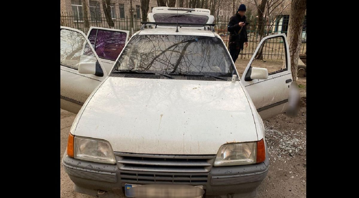 У Миколаєві чоловік перевозив снаряди в авто, загинула жінка