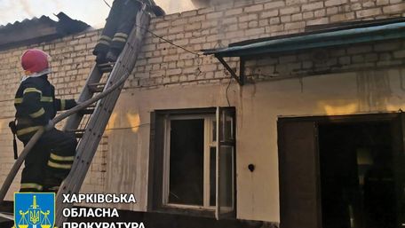 Росіяни вбили п’ятьох людей під час обстрілу містечка на Харківщині