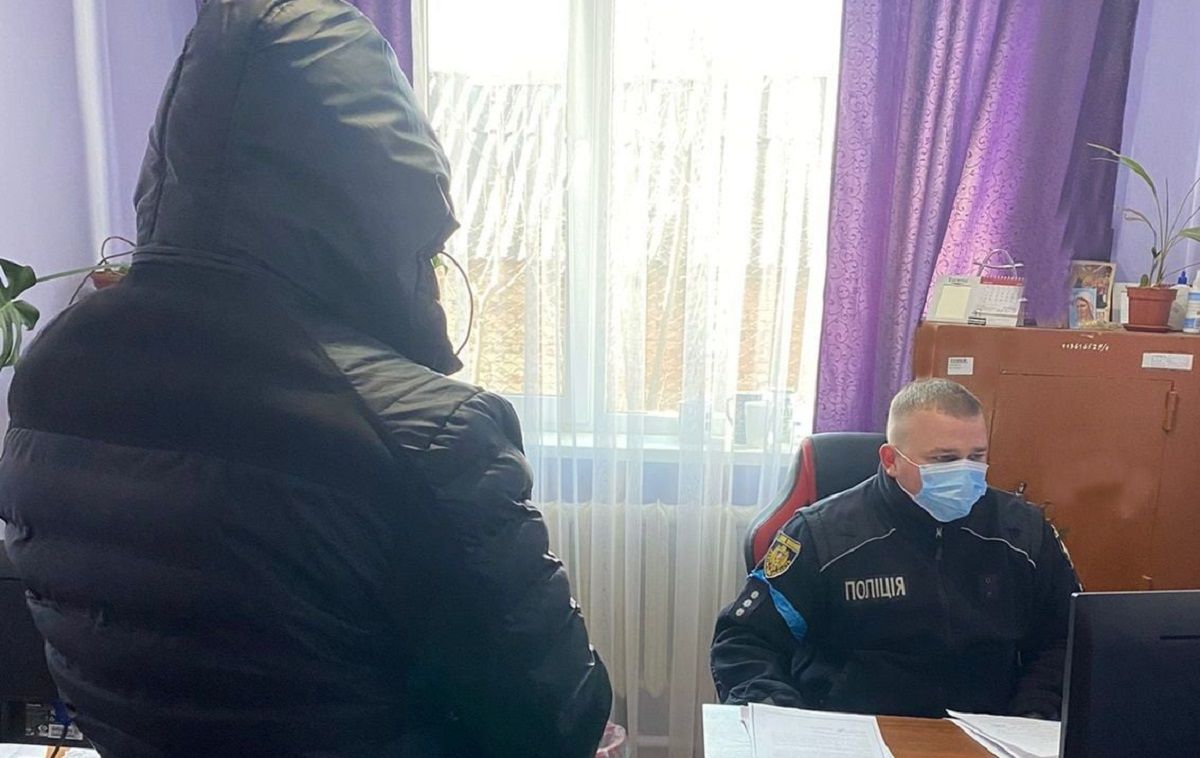На кордоні з Польщею затримали чотирьох ухилянтів з підробленими документами
