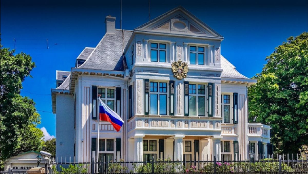 Бельгія та Нідерланди видворили викритих на шпигунстві російських дипломатів