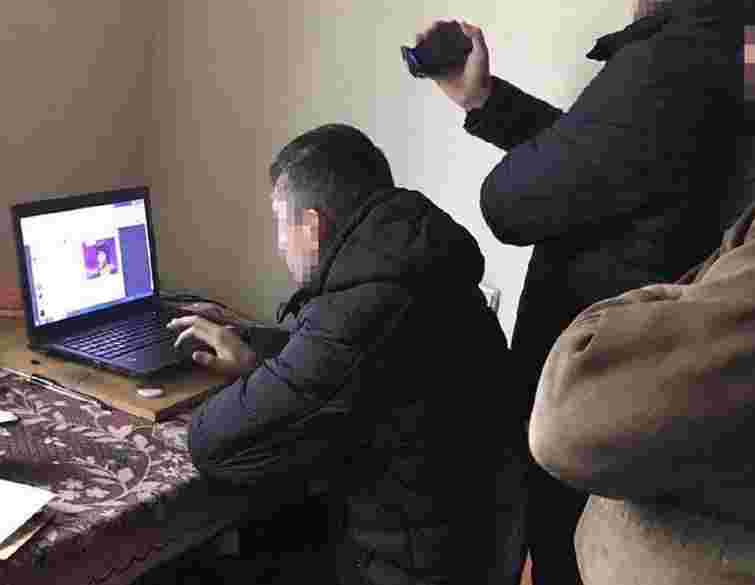 Хмельницький суд призначив 4 роки тюрми агітатору за повалення влади в Україні