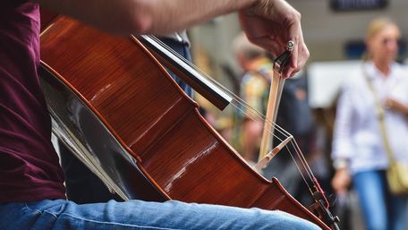 Чернівецький оркестр дасть концерт у бомбосховищі для збору коштів на ЗСУ