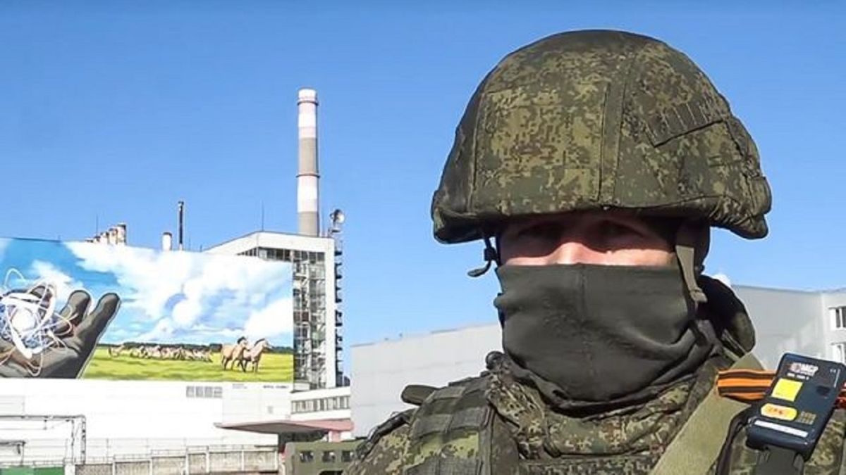 Під час втечі з ЧАЕС росіяни вкрали з неї комп'ютери, чайники та сервізи