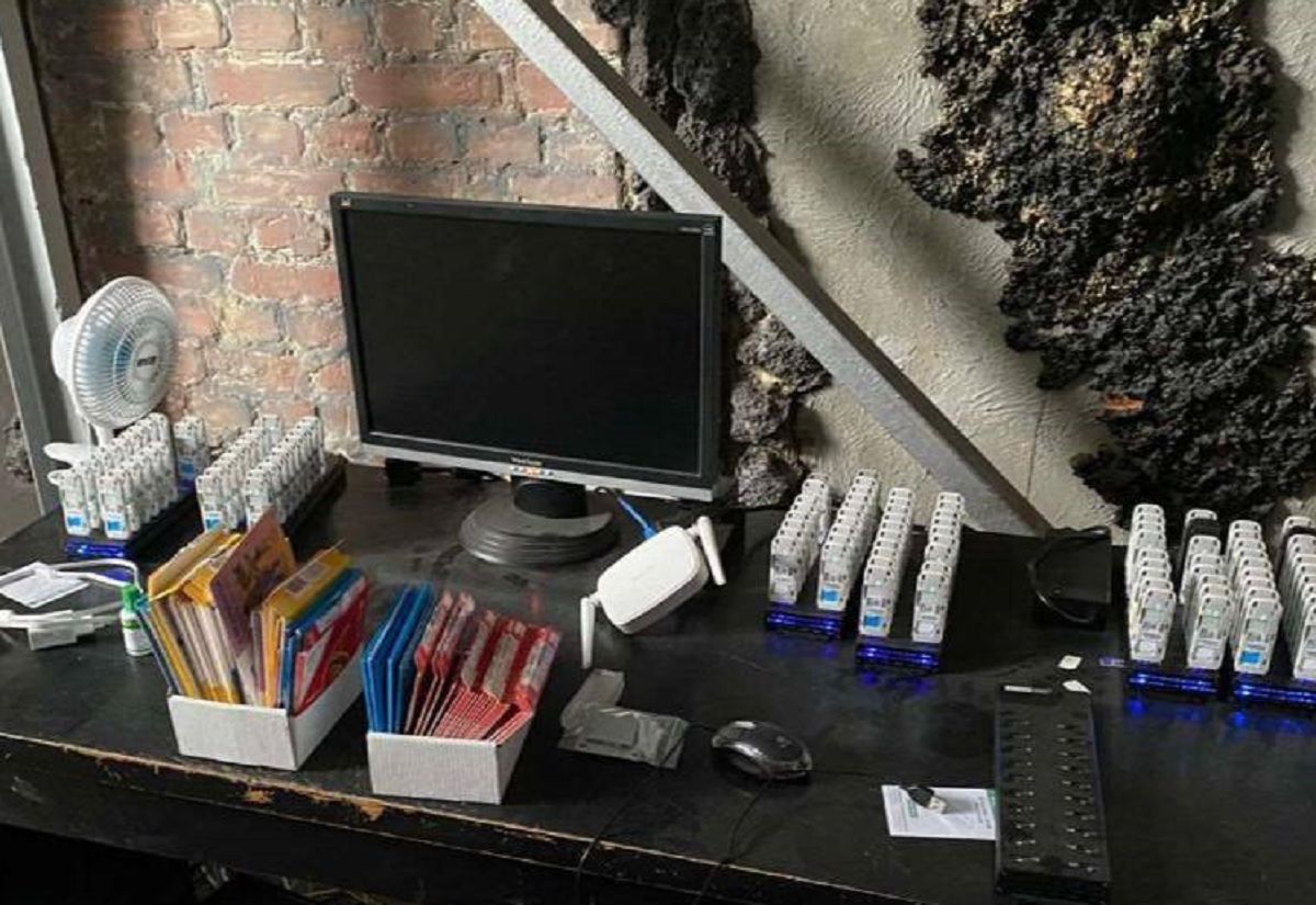 У Києві заблокували роботу центру, через який росіяни здійснювали хакерські атаки