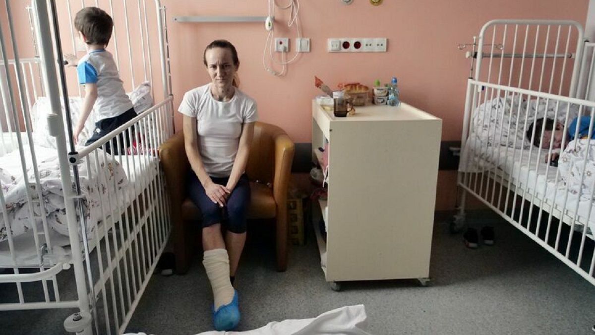 Польські офтальмологи відновили зір українці, яка майже осліпла після вибуху бомби