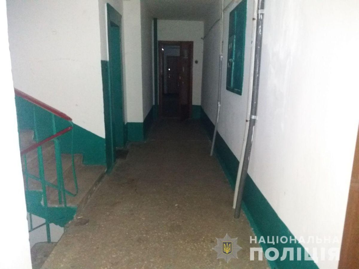 Двоє мешканців Рівненщини напали на поліцейського через вилучені автомобілі