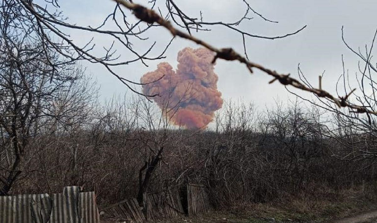 Росіяни розбомбили цистерну з азотною кислотою на Луганщині 