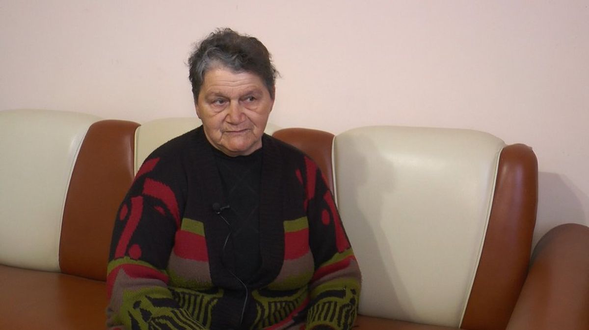 Мешканка Прикарпаття поселила у своєму будинку 25 переселенців