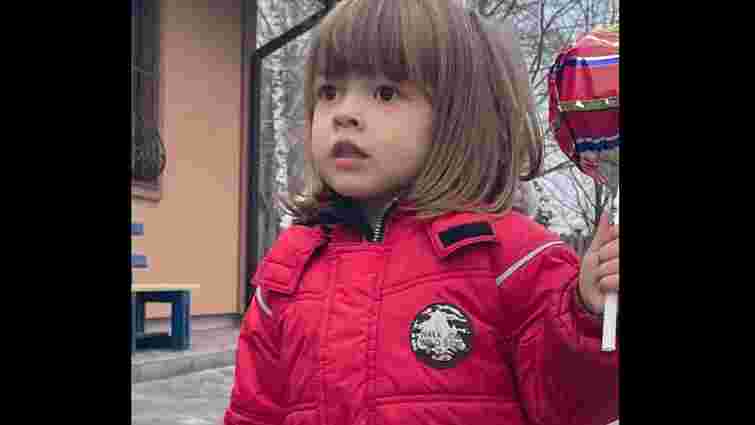 4-річного хлопчика, який втікав у човні з бабусею від обстрілів на Київщині, знайшли мертвим