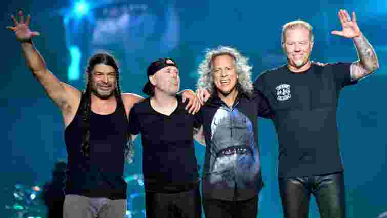 Гурт Metallica пожертвував 500 тис. доларів українським переселенцям