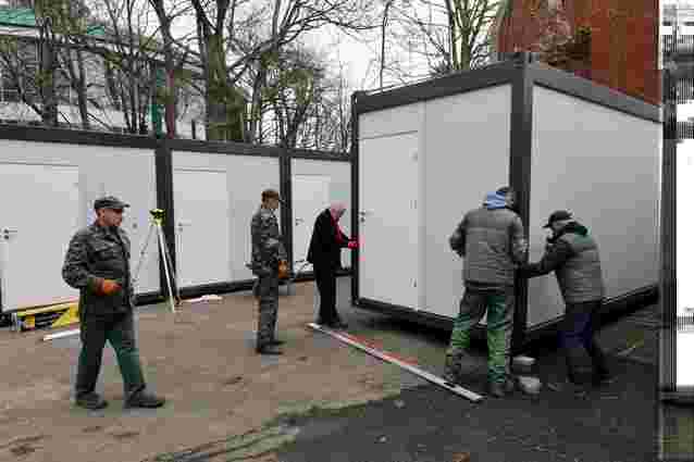 У Львові почали будувати перше контейнерне містечко для переселенців