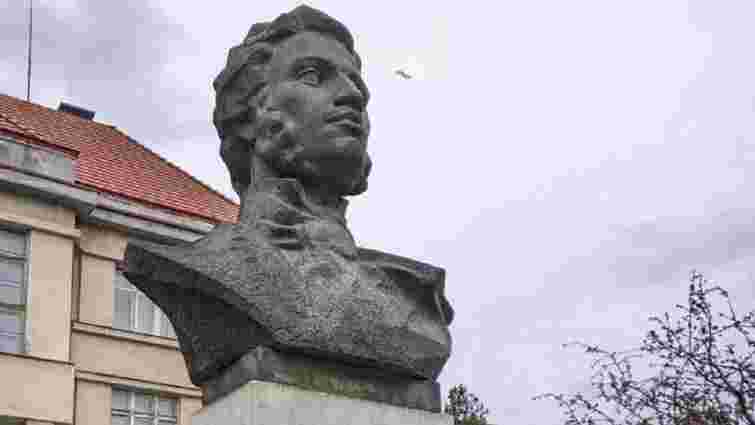 Міськрада Ужгорода вирішила демонтувати пам'ятник Алєксандру Пушкіну
