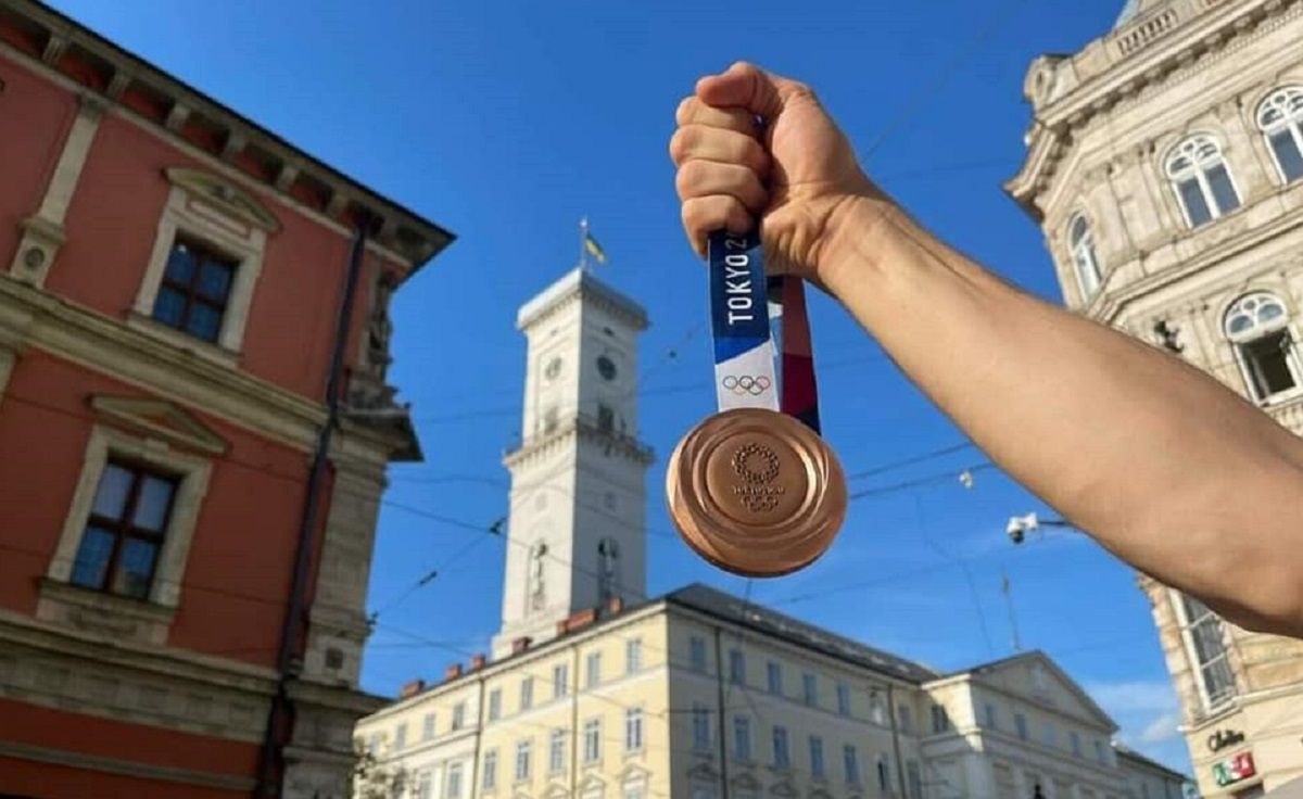 Львів'янин Станіслав Горуна продав олімпійську медаль для потреб ЗСУ