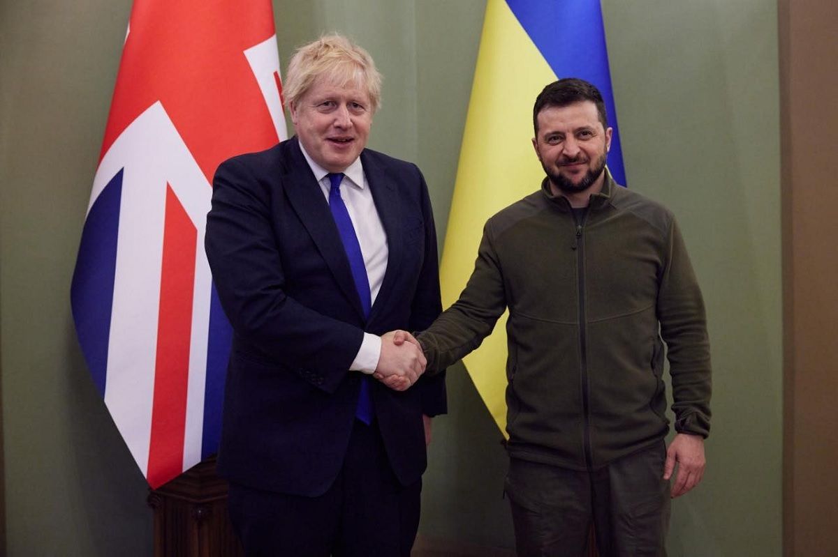 Прем'єр Британії привіз до Києва новий пакет допомоги для України