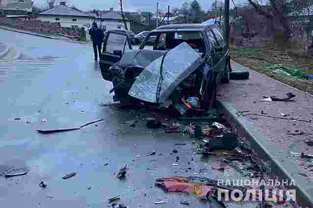 Внаслідок ДТП у Збаражі загинув водій Volkswagen, двоє людей травмованих