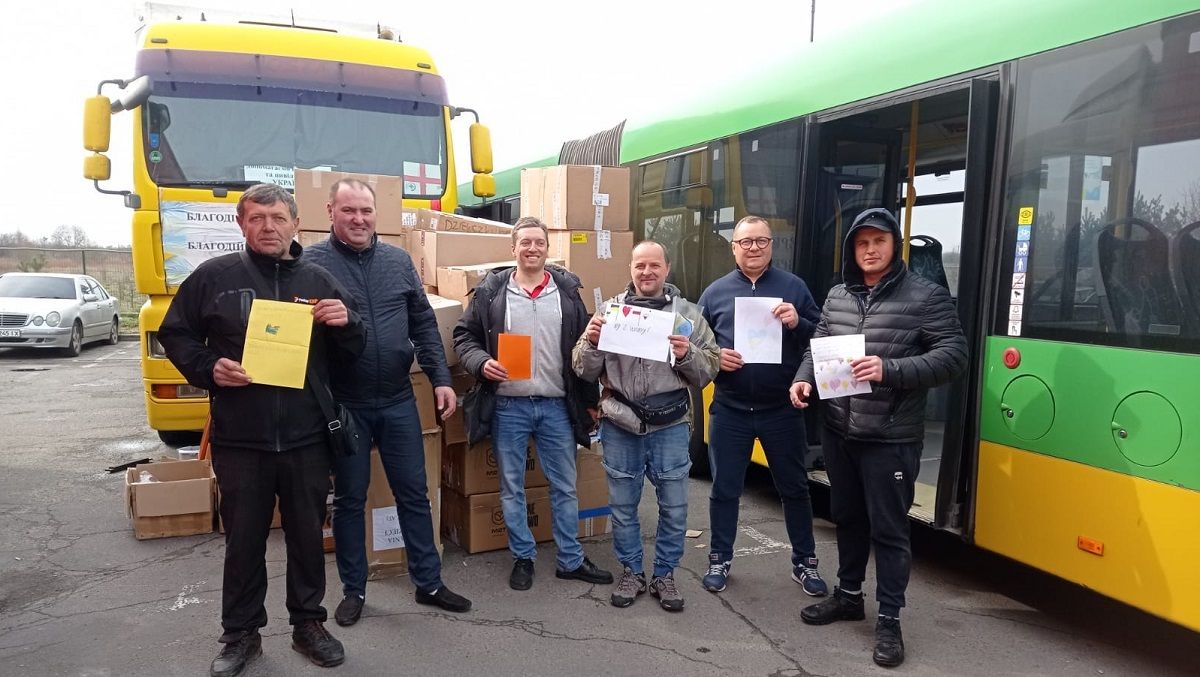 Львів отримав від Познані два низькопідлогові автобуси