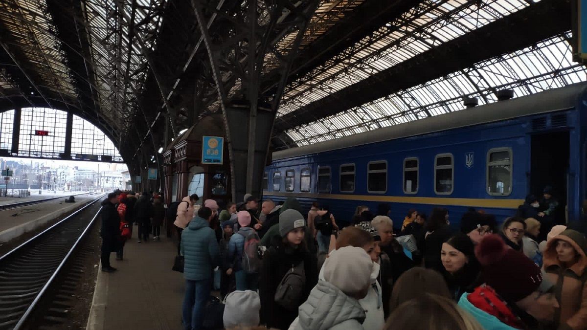 Для потреб 1500 переселенців на Львівщині облаштують 13 гуртожитків
