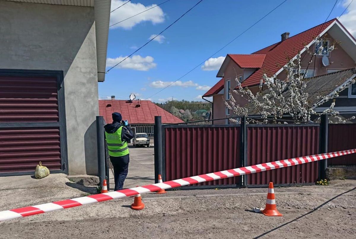 Мешканця Буковини посадили на 10 років за вбивство дружини на очах у сина