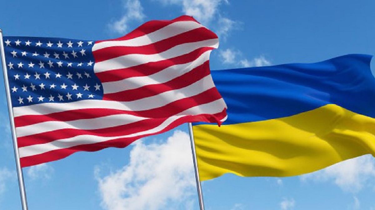 США нададуть Україні гелікоптери, артилерійські системи і бронетехніку