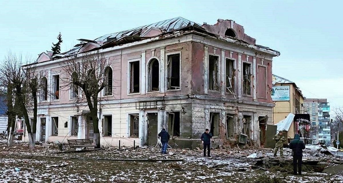 Німеччина і Азербайджан відбудують знищені росіянами об’єкти у Чернігові та Охтирці