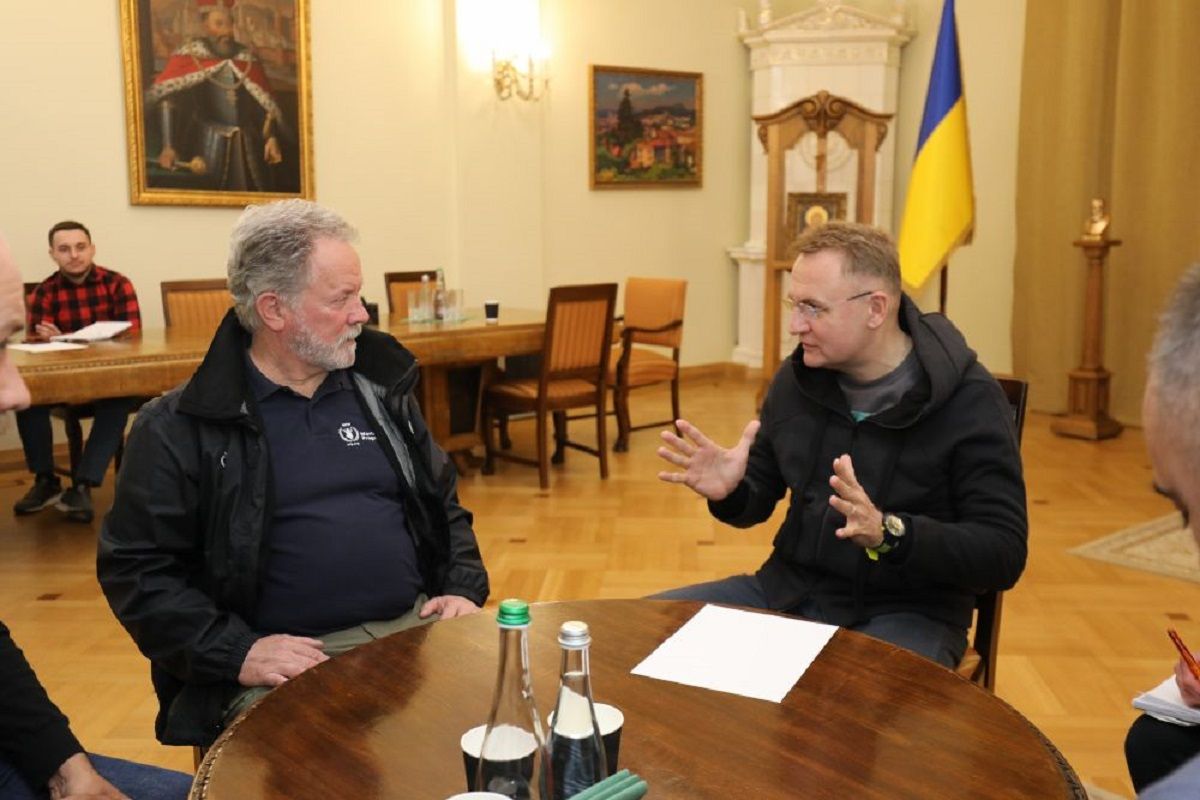 Продовольча програма ООН годуватиме переселенців у модульних містечках Львова