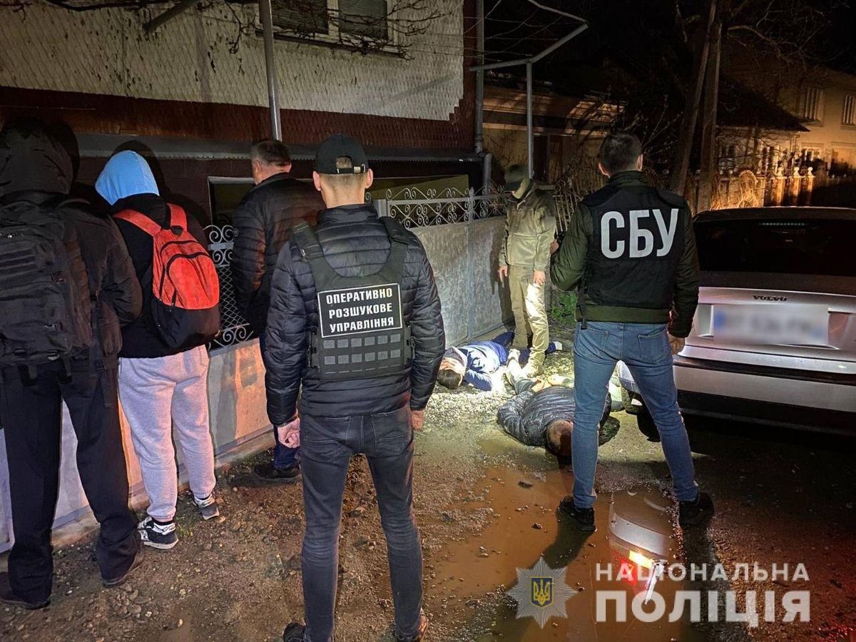 Переправники ухилянтів тепловізором відстежували рух прикордонників на Закарпатті