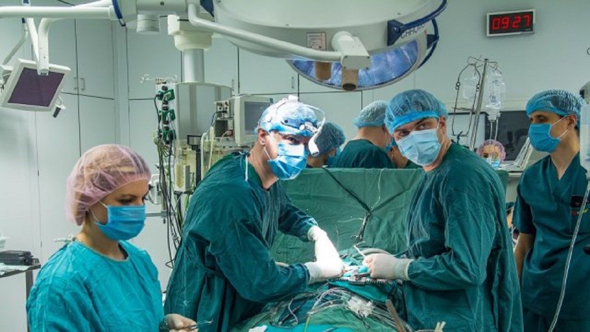 Львівські кардіохірурги видалили з легеневих артерій понад 40 сантиметрів тромбів