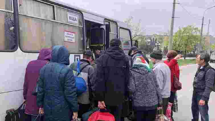 Голова Луганщини закликав жителів області евакуюватися без роздумів