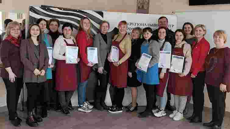 Для переселенців у Львові організували безкоштовні професійні курси