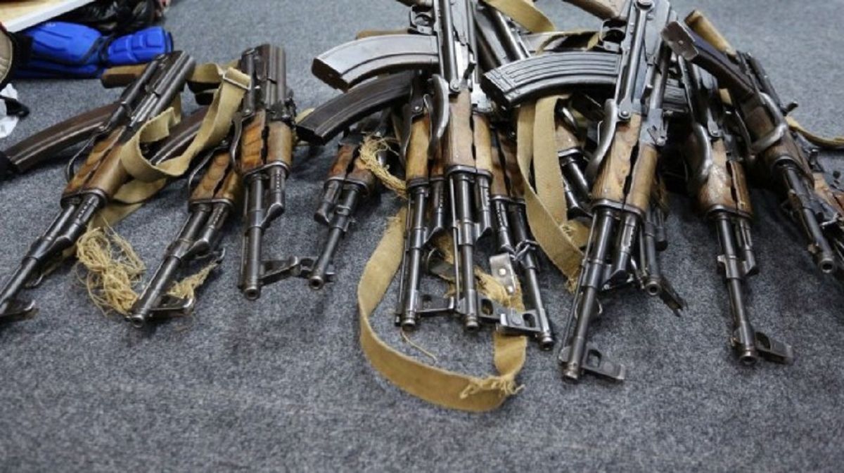 Добровольців тероборони у звільнених регіонах закликали повернути зброю