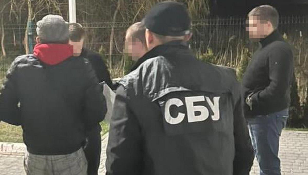 22-річний мешканець Львівщини за 12 тис. доларів переправляв ухилянтів за кордон