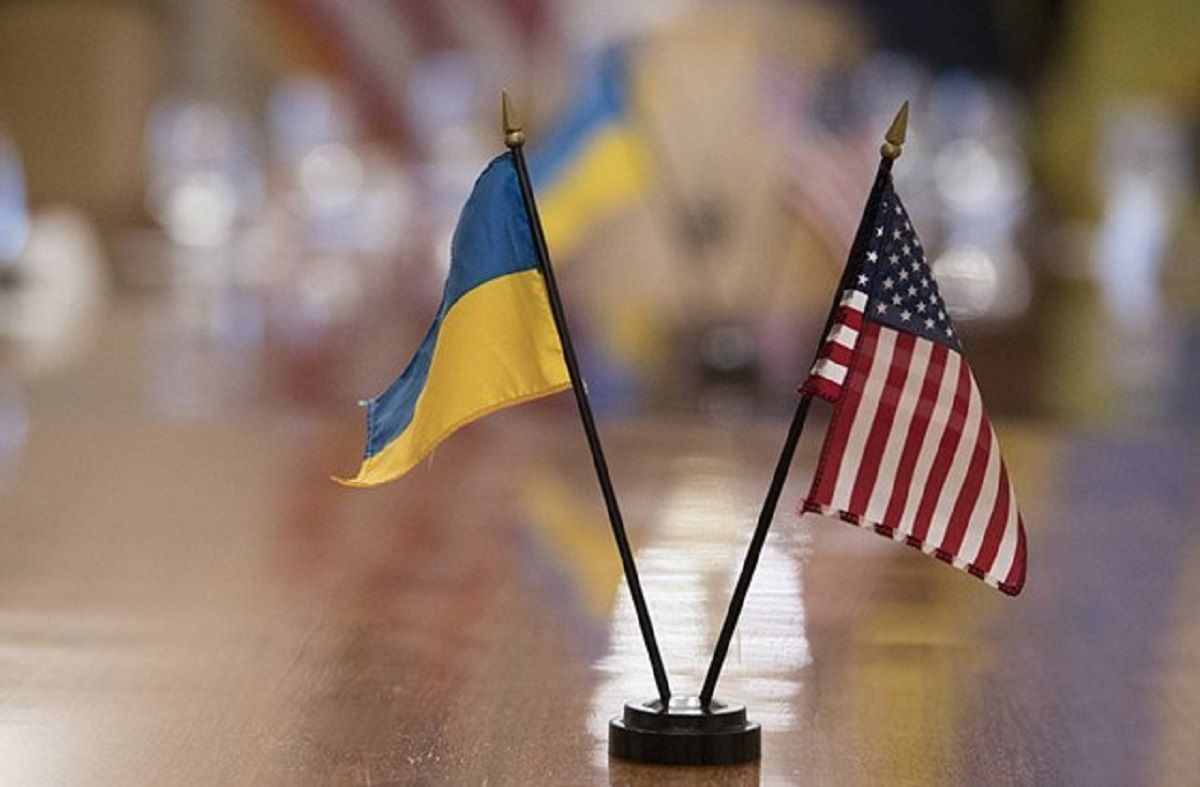 Україна просить у США 2 млрд доларів на місяць економічної допомоги
