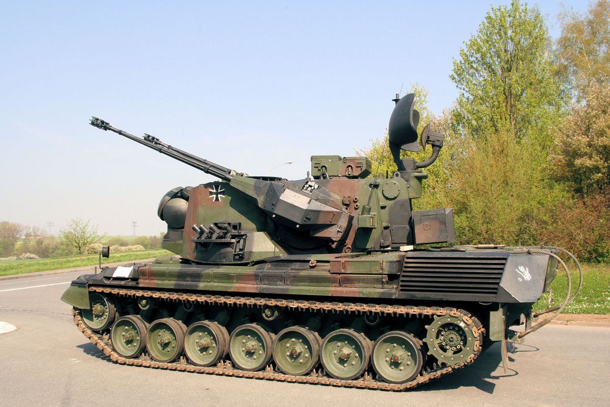 Німеччина передасть Україні танки Gepard із зенітними установками