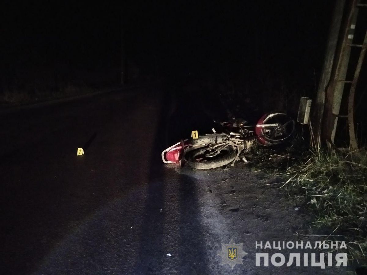 24-річний мешканець Рівненщини загубив документи після ДТП на краденому мотоциклі