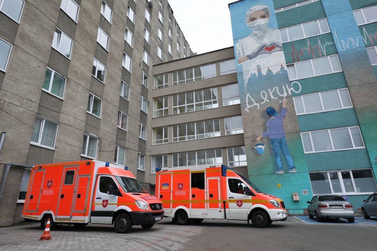 Мальтійська служба допомоги передає  Львову гуманітарну допомогу