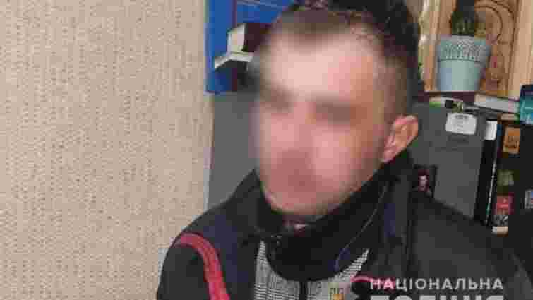 У готелі Хмельницького затримали 36-річного торгівця наркотиками PVP