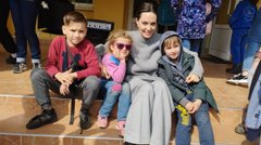 Квартиру не зняла, то хоч круасан з'їла