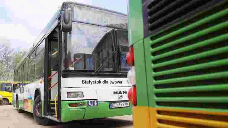 Львів передав теробороні два автобуси, отримані від польських міст