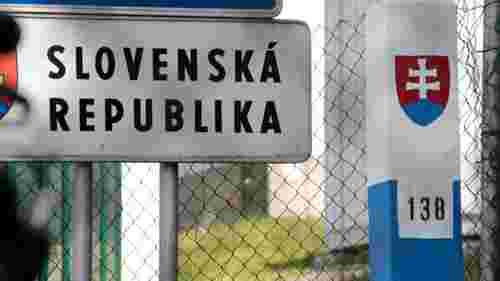 В Ужгороді затримали 32-річного чоловіка, який перелазив через паркан у Словаччину