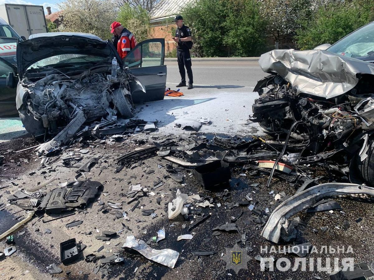 У лобовій ДТП біля Дубно загинув 56-річний чоловік, троє постраждалих