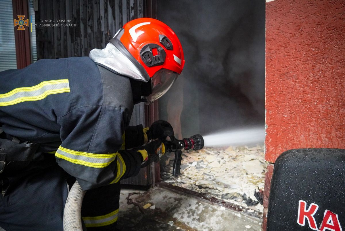 У житловому будинку в центрі Львова виникла пожежа