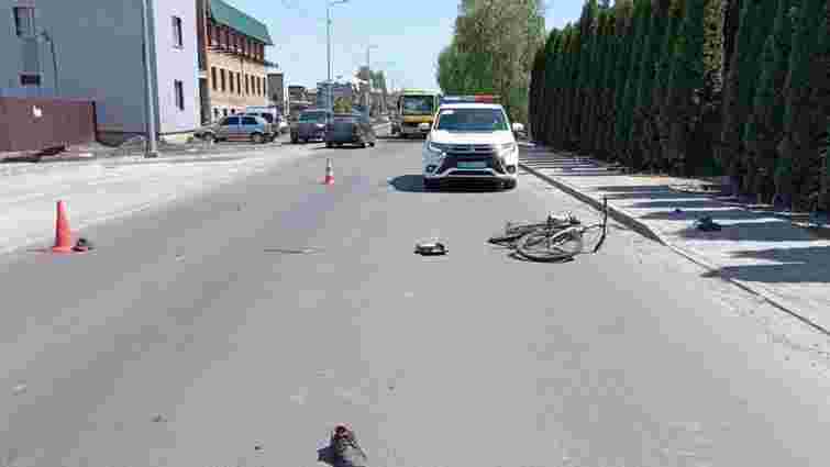 Під час різкого повороту велосипедист потрапив у смертельну ДТП під Луцьком