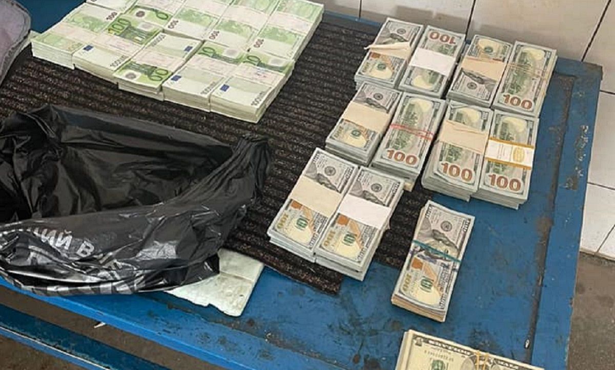 Двоє українців намагались незаконно вивезти у Румунію понад 33 млн грн