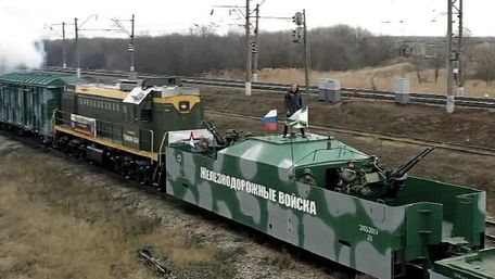 Партизани підірвали російський бронепоїзд в окупованому Мелітополі 